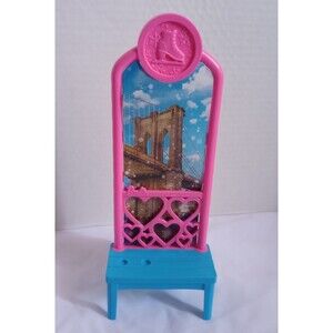 Barbie Life In The City "Brooklyn" Roberts Ice Skating Window Bench